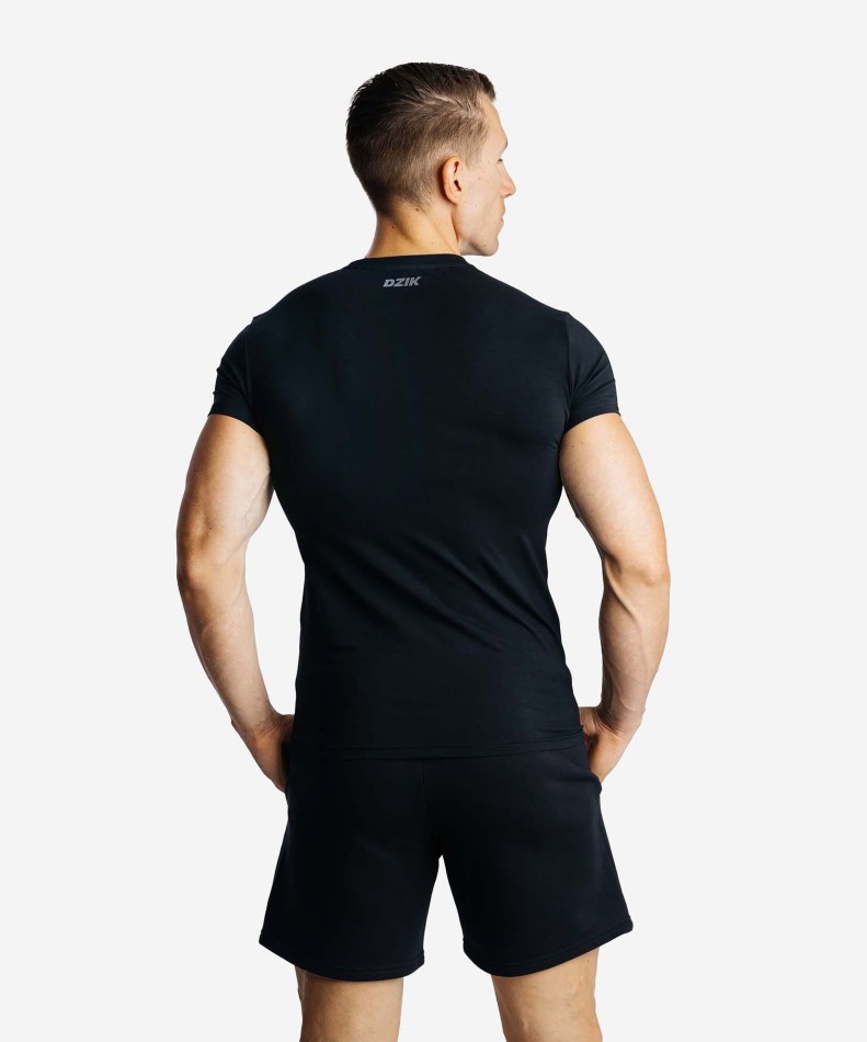 koszulka-slim-czarna-jtcnw-wk-dzik-zdjecie-tyl