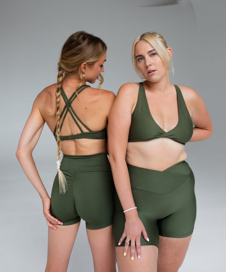 DZWIGAJ DZIEWCZYNO - SPODENKI KHAKI - 2.jpg