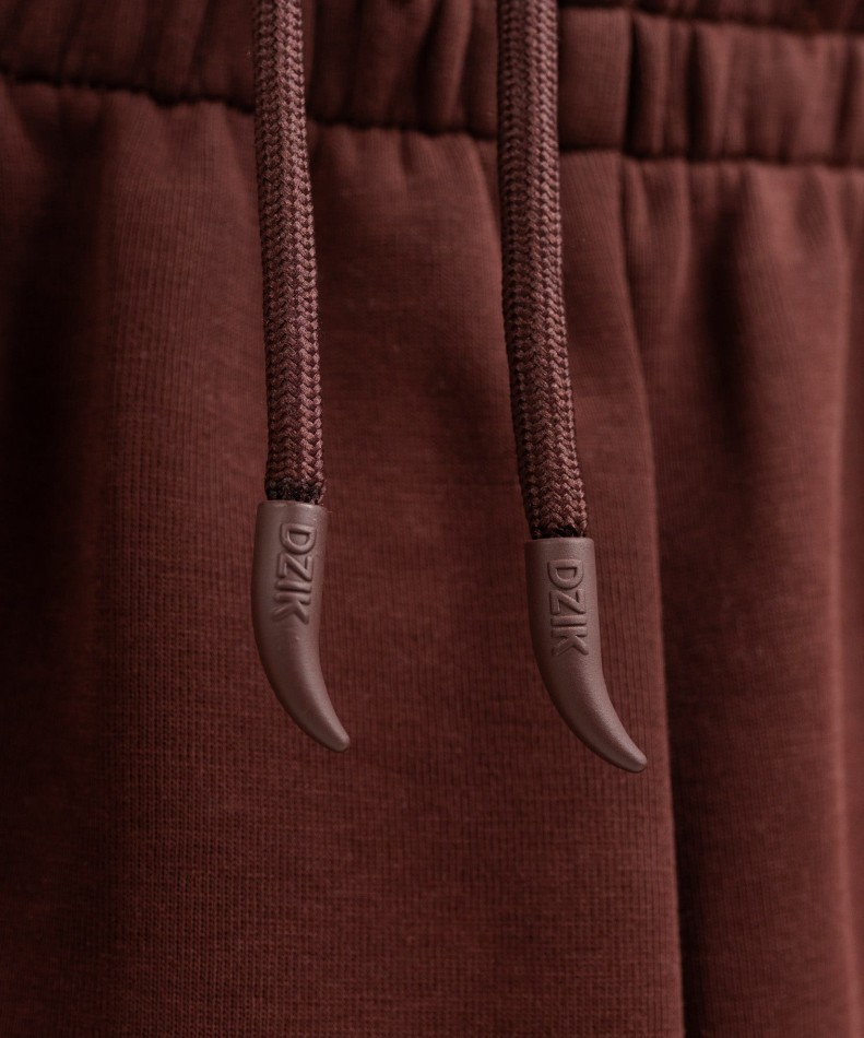 spodnie-dresowe-interlock-oversize-brazowe-wk-dzik-zdjecie-sznurek