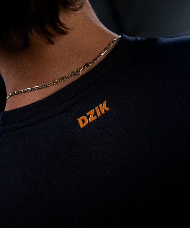 core-t-shirt-halogen-slim-black-img4.jpg