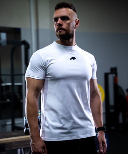 core-t-shirt-regular-white-img-1.jpg