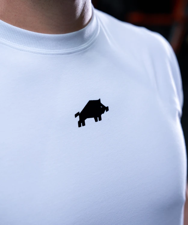 core-t-shirt-regular-white-img-2.jpg