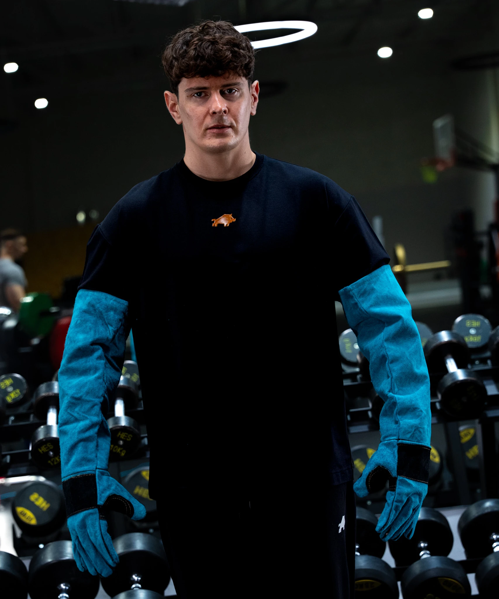 core-t-shirt-halogen-oversize-black-img-7.jpg