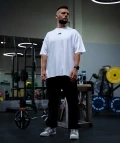core-t-shirt-oversize-white-img-3.jpg