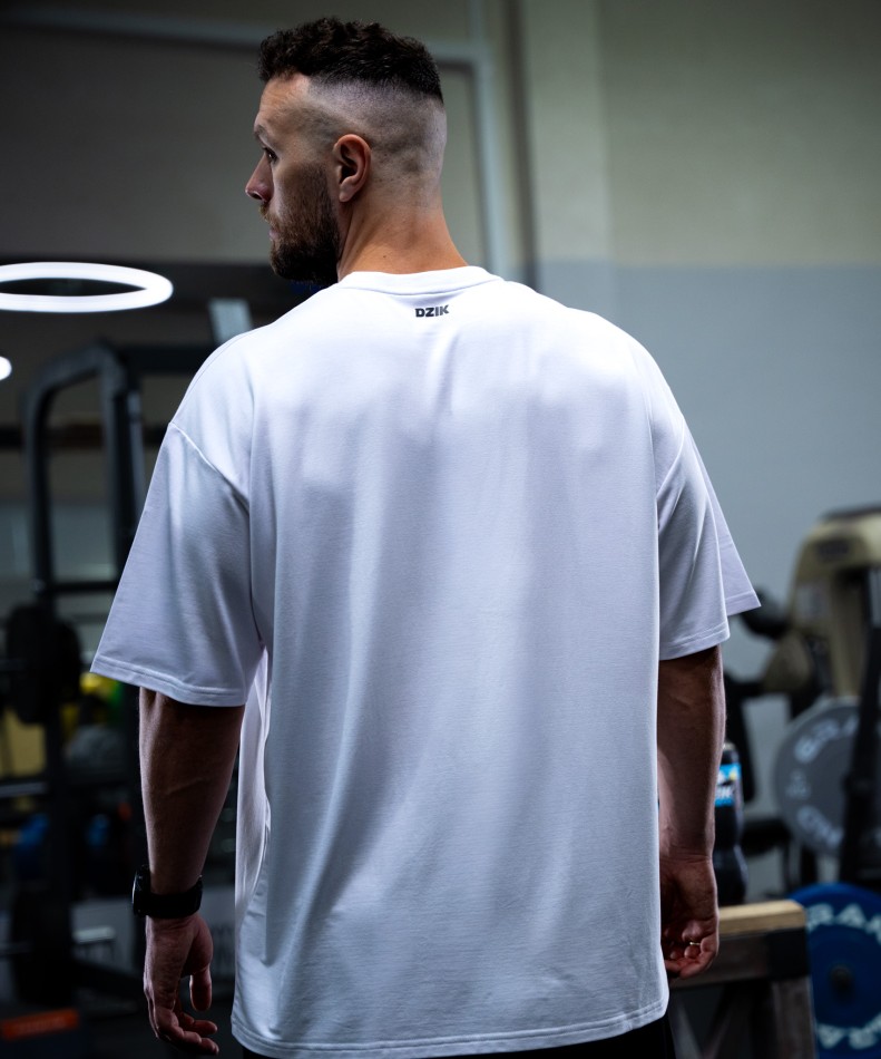 core-t-shirt-oversize-white-img-4.jpg