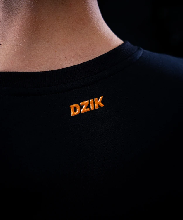 core-longsleeve-halogen-slim-black-img-5.jpg