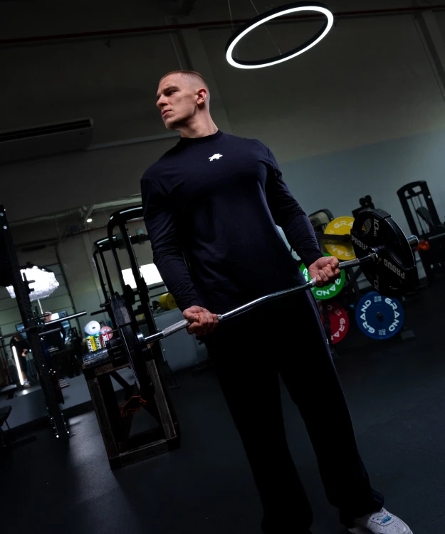 core-longsleeve-oversize-black-img-2.jpg