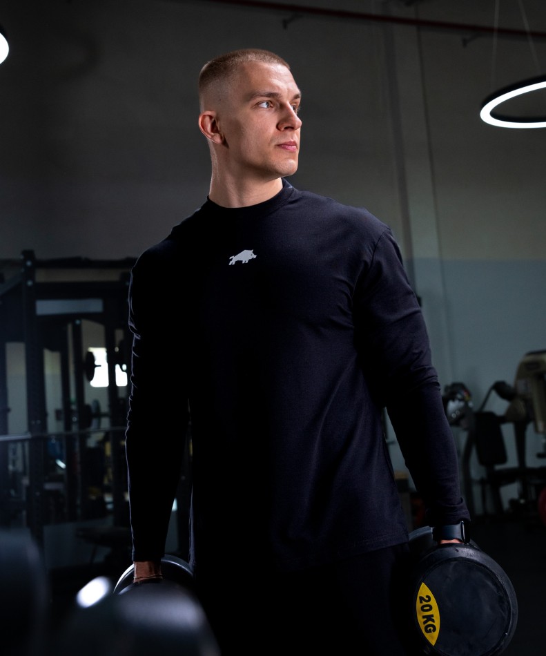 core-longsleeve-oversize-black-img-3.jpg