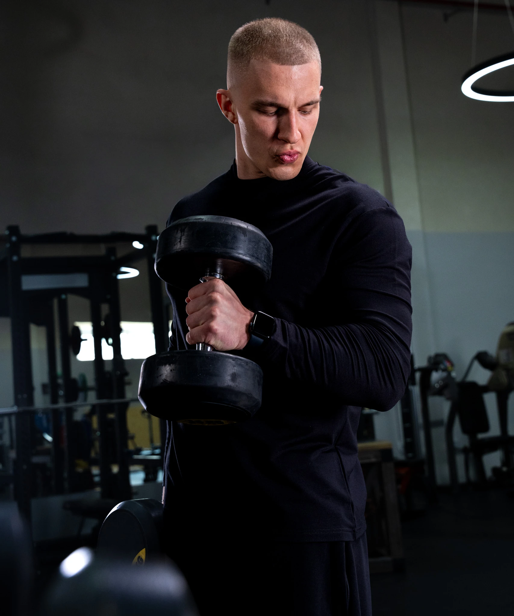 core-longsleeve-oversize-black-img-4.jpg