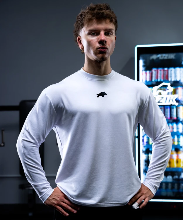 core-longsleeve-oversize-white-img-1.jpg