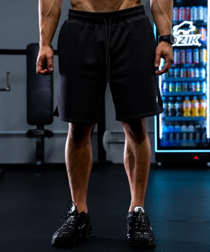 core-shorts-regular-black-img-1.jpg