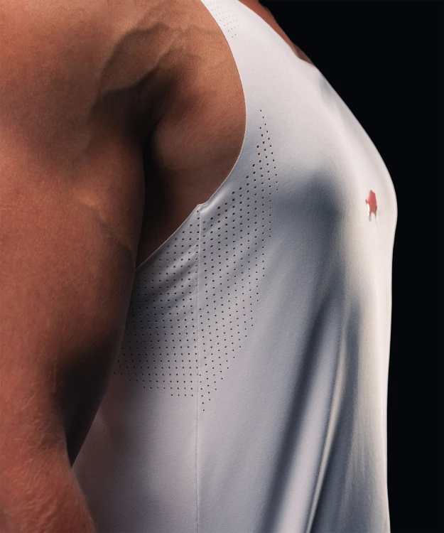 pro-run-tech-tank-top-regular-alpine-white-img-5.jpg