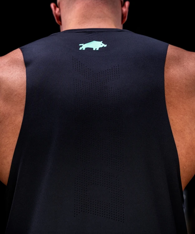 pro-lift-tech-tank-top-regular-onyx-black-img-4.jpg