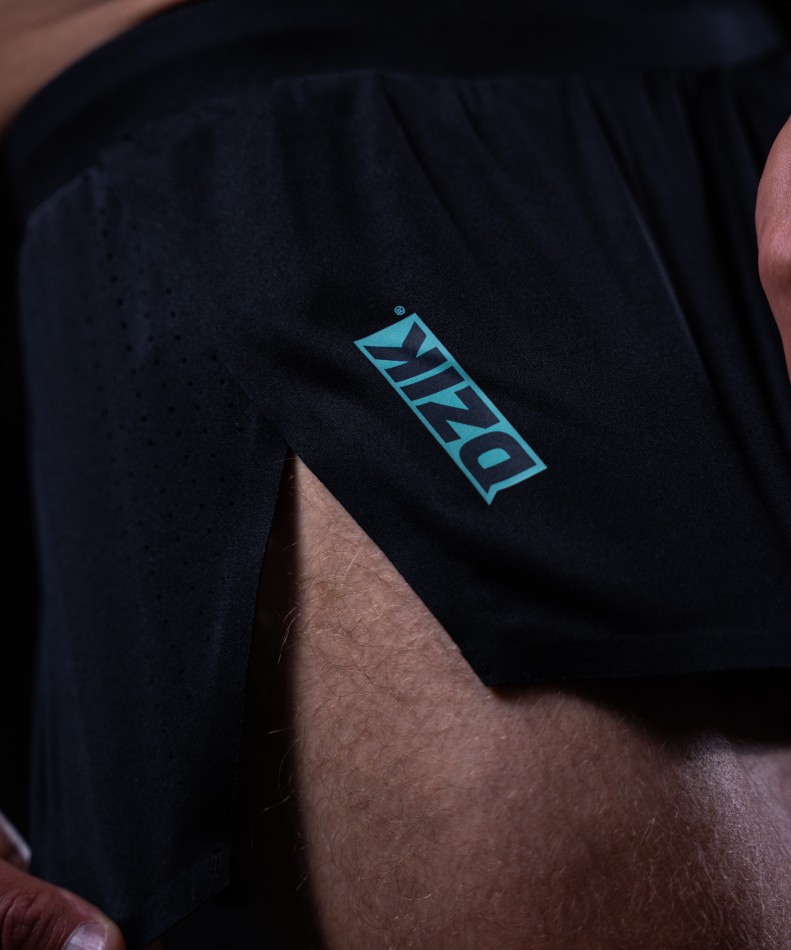 pro-run-tech-shorts-regular-onyx-black-img-3.jpg