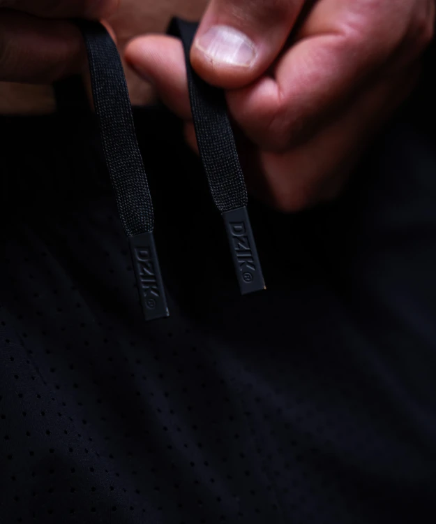 pro-run-perforated-shorts-regular-onyx-black-img-5.jpg