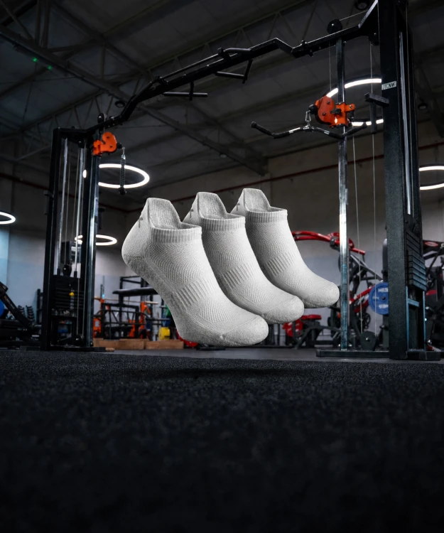 core-low-socks-white-3-pack-img-1.jpg