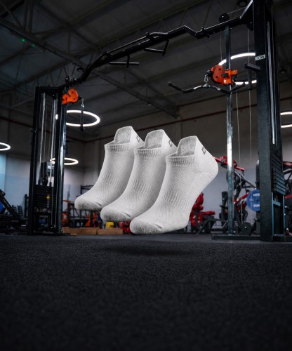 core-low-socks-white-3-pack-img-2.jpg