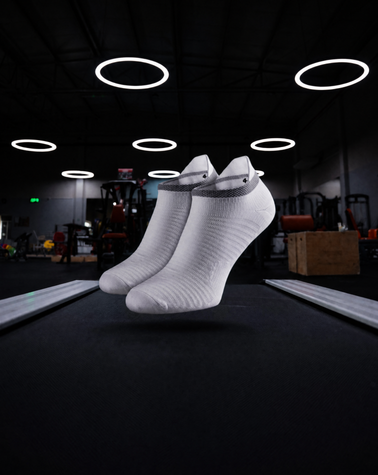pro-run-low-socks-white-img-3.png