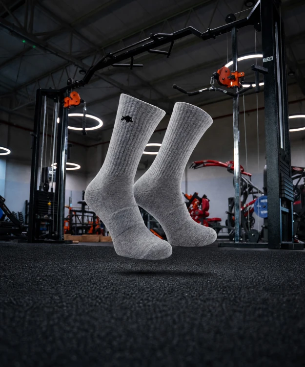 Generated with Kive.ai - Replace only the current product with product. Use the product reference exactly as provided. Preserve the exact product type_ number of items_ pose_ arrangement_ orientation_ cam (1).jpg