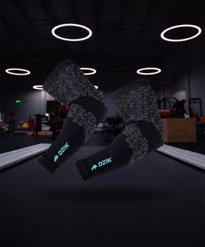 PRO RUN ARM SLEEVES COMPRESSION ONYX BLACK.jpg